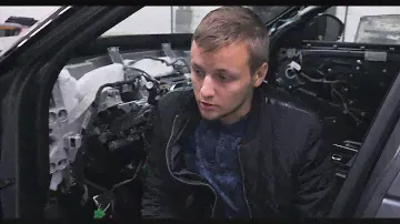 Перетяжка нового Range Rover Velar  ...  за что 5 000 000 рублей ????