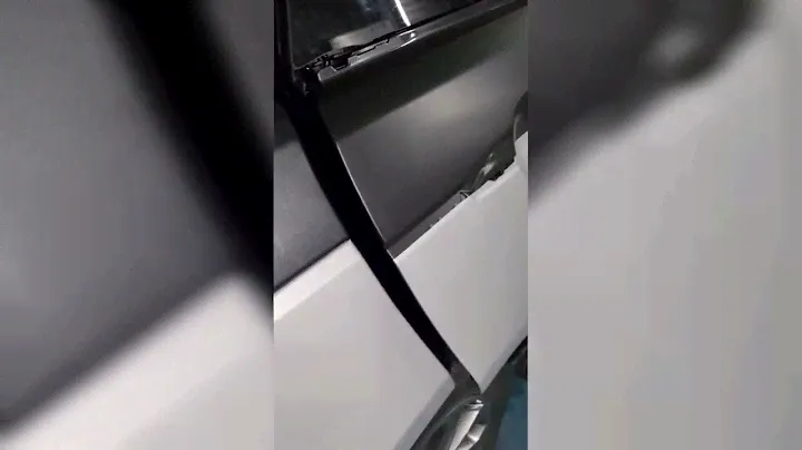 Range Rover. Оклейка виниловой пленкой oracal и полиуретаном