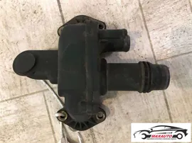 Тройник системы охлаждения Land Rover Discovery 3 2004-2009 276DT Land Rover Discovery 2004г. (артикул Д53-38615317)